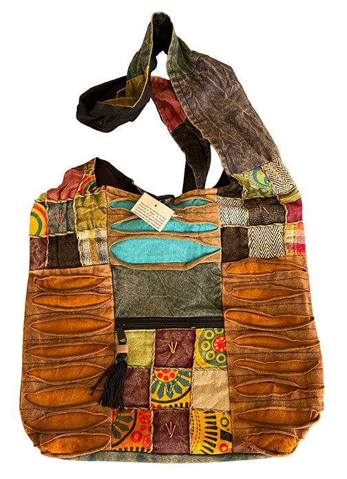 Cotton shoulder bag with assorted colored design