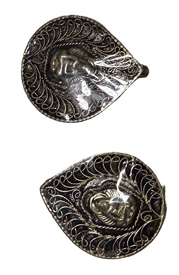 Pendent Shield