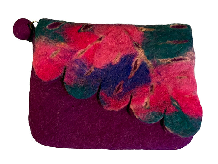 Purse with flap